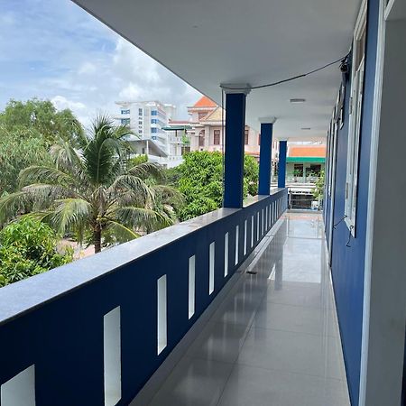 Hoang Oanh Motel Лонгхай Екстер'єр фото