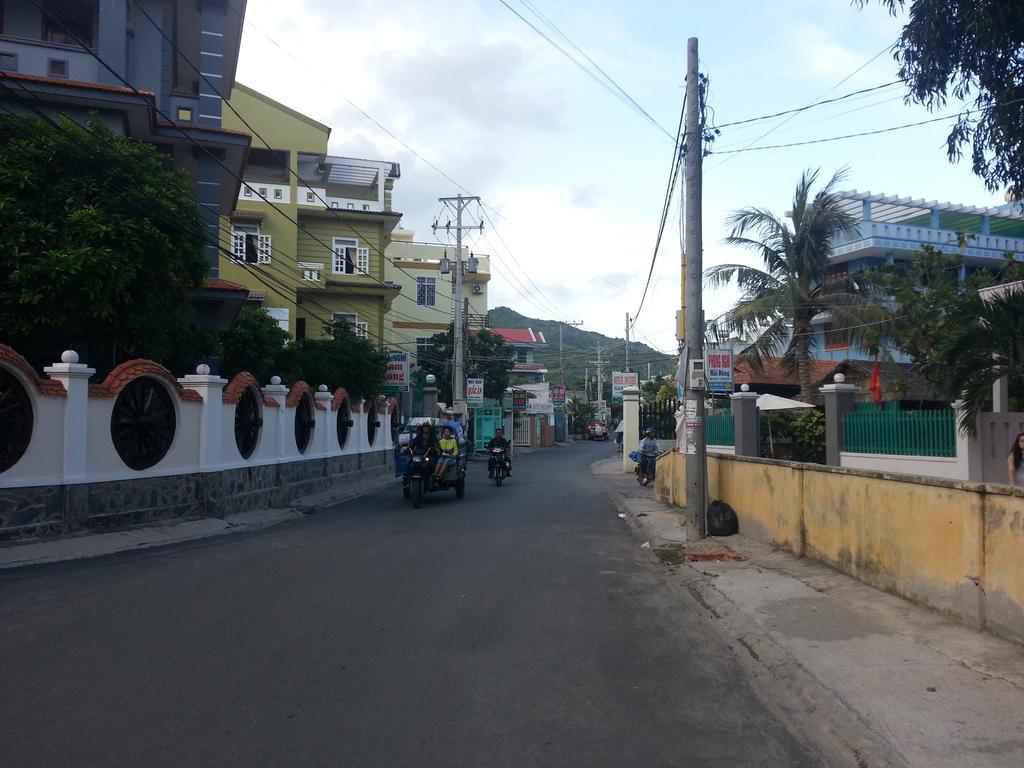 Hoang Oanh Motel Лонгхай Екстер'єр фото